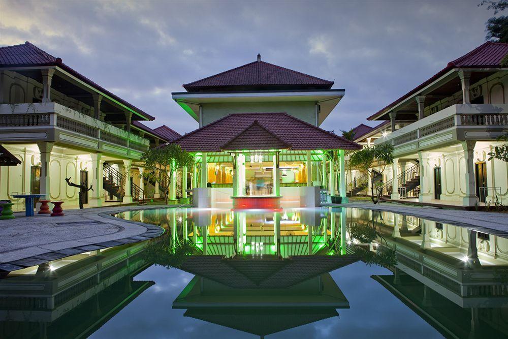 Troppo Zone Puri Rama Resort Kuta Legian Exterior foto